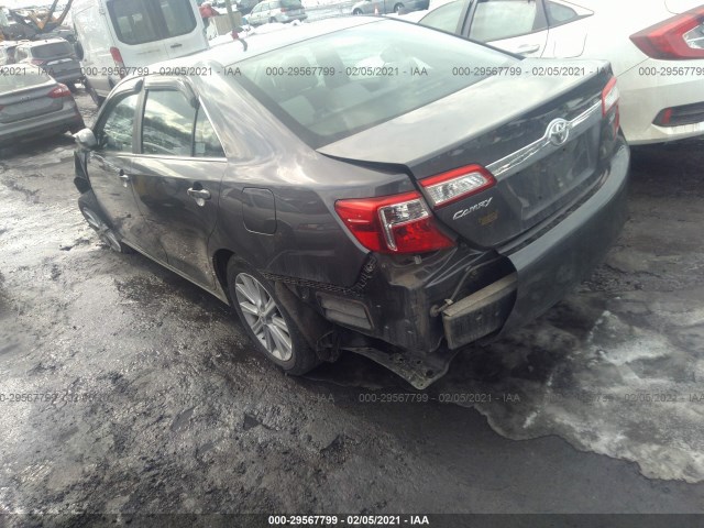 Photo 2 VIN: 4T4BF1FK9CR229359 - TOYOTA CAMRY 