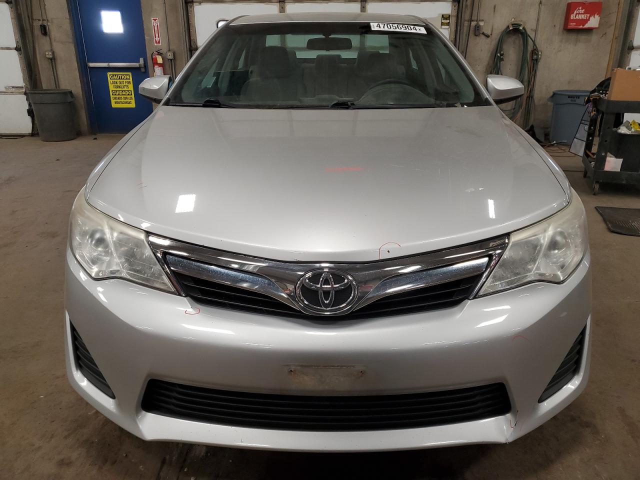 Photo 4 VIN: 4T4BF1FK9CR266105 - TOYOTA CAMRY 