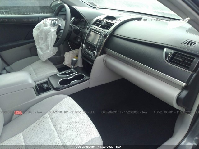 Photo 4 VIN: 4T4BF1FK9CR271045 - TOYOTA CAMRY 