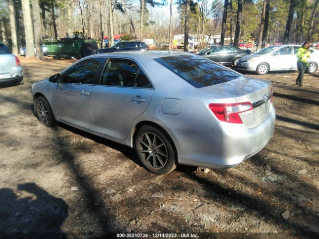 Photo 2 VIN: 4T4BF1FK9CR274169 - TOYOTA CAMRY 