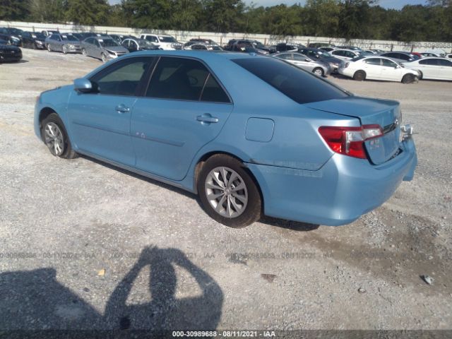 Photo 2 VIN: 4T4BF1FK9DR284850 - TOYOTA CAMRY 