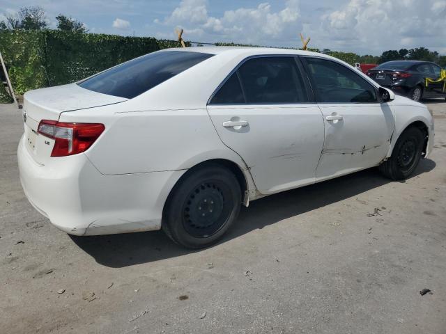 Photo 2 VIN: 4T4BF1FK9DR303378 - TOYOTA CAMRY L 