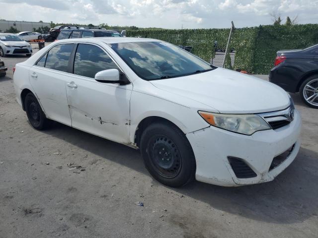 Photo 3 VIN: 4T4BF1FK9DR303378 - TOYOTA CAMRY L 