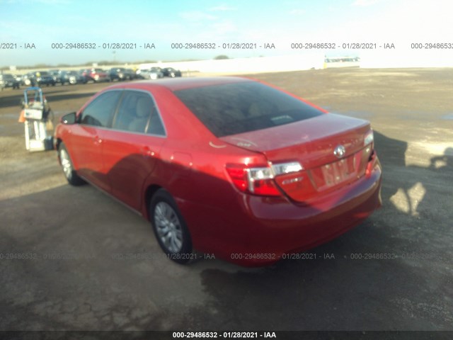 Photo 2 VIN: 4T4BF1FK9DR316163 - TOYOTA CAMRY 