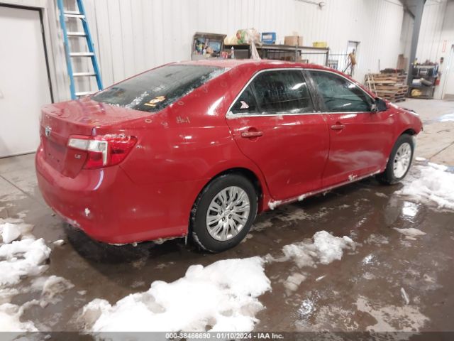 Photo 3 VIN: 4T4BF1FK9DR318267 - TOYOTA CAMRY 