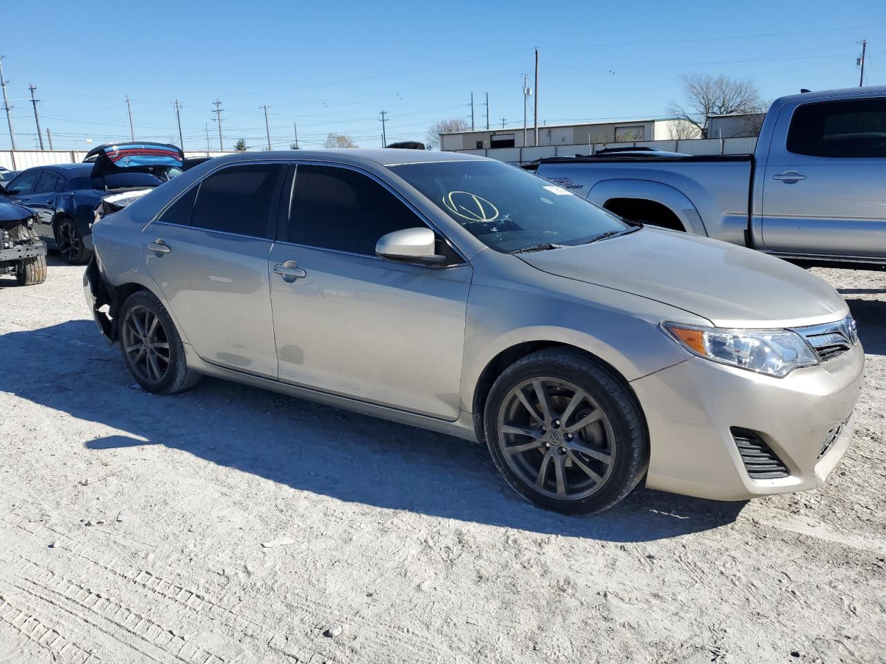 Photo 4 VIN: 4T4BF1FK9DR327650 - TOYOTA CAMRY 