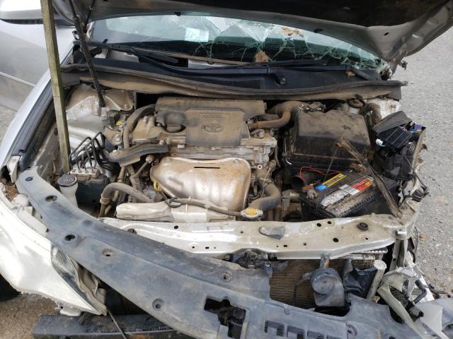 Photo 6 VIN: 4T4BF1FK9DR333349 - TOYOTA CAMRY L 