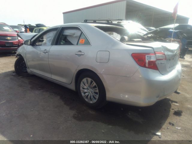 Photo 2 VIN: 4T4BF1FK9ER361377 - TOYOTA CAMRY 