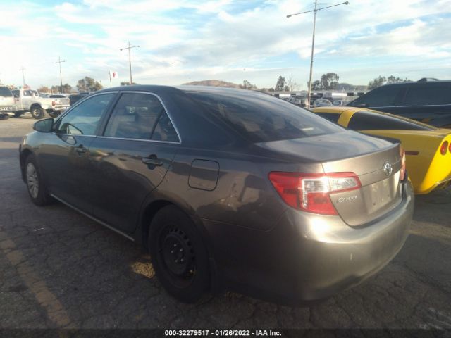 Photo 2 VIN: 4T4BF1FK9ER362710 - TOYOTA CAMRY 