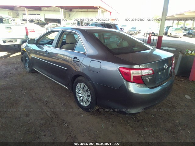 Photo 2 VIN: 4T4BF1FK9ER395318 - TOYOTA CAMRY 