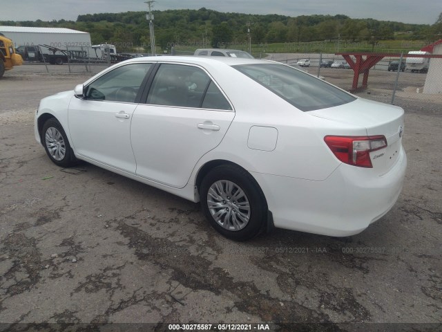 Photo 2 VIN: 4T4BF1FK9ER430892 - TOYOTA CAMRY 