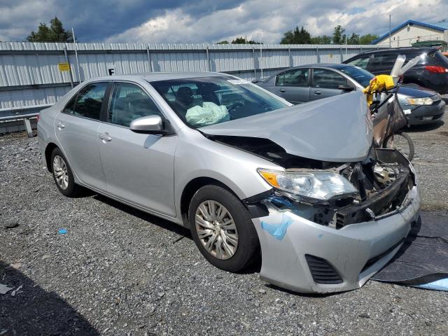 Photo 3 VIN: 4T4BF1FK9ER435123 - TOYOTA CAMRY L 