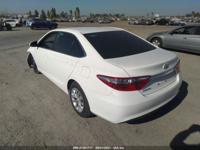 Photo 2 VIN: 4T4BF1FK9FR471590 - TOYOTA CAMRY 