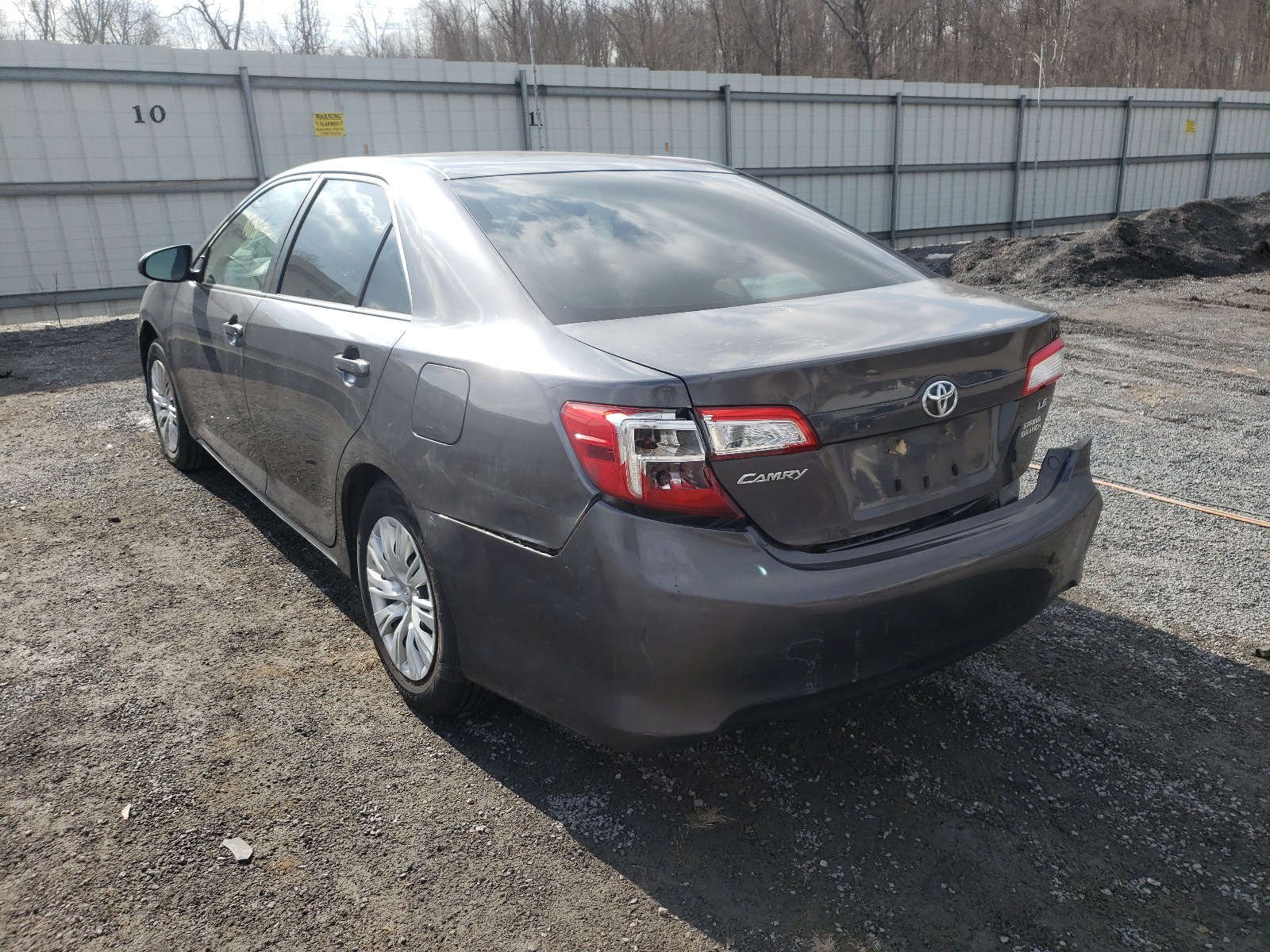 Photo 2 VIN: 4T4BF1FKXCR165753 - TOYOTA CAMRY BASE 