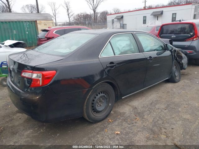 Photo 3 VIN: 4T4BF1FKXCR173111 - TOYOTA CAMRY 