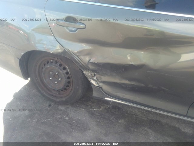 Photo 5 VIN: 4T4BF1FKXCR202994 - TOYOTA CAMRY 