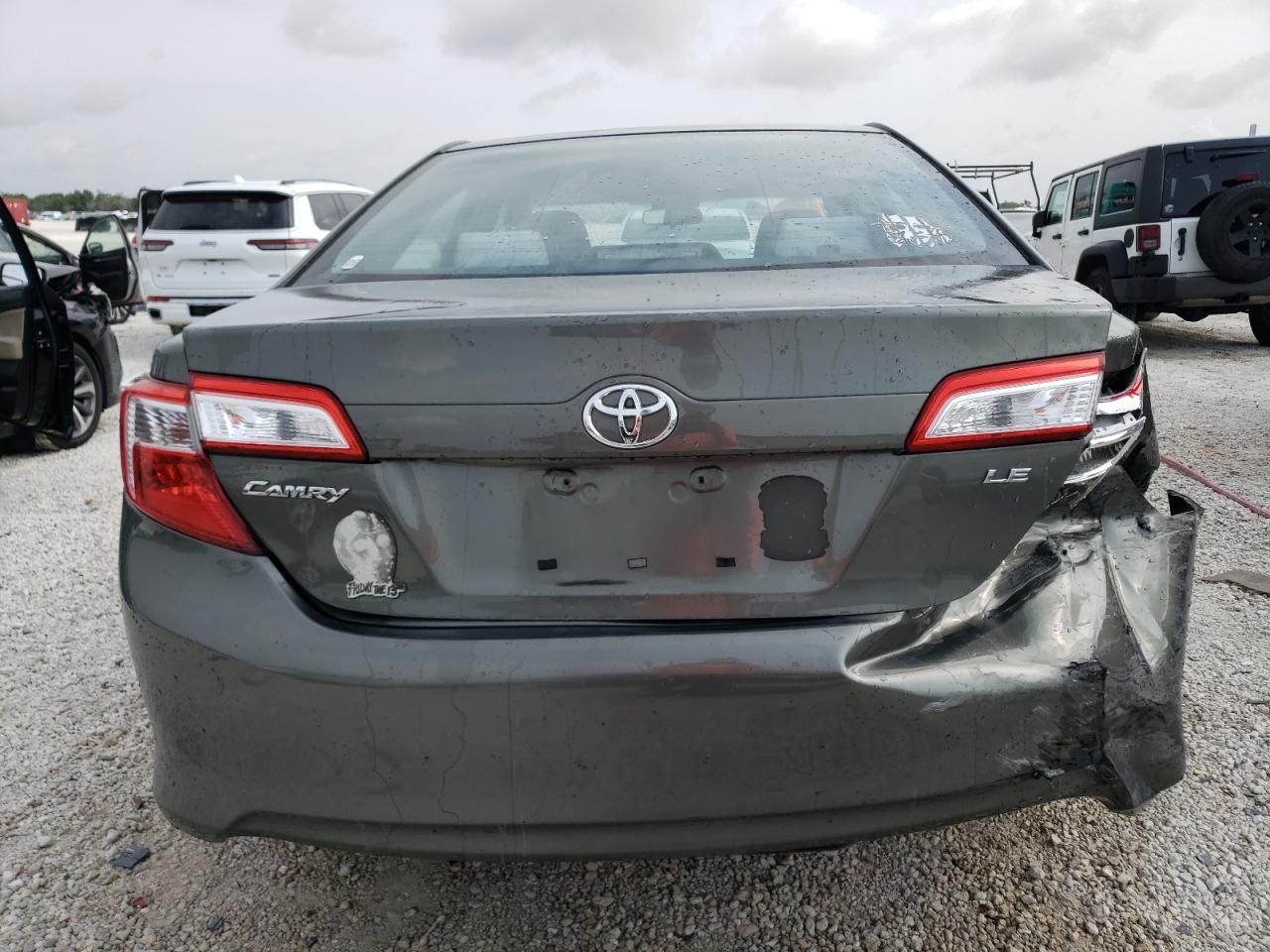 Photo 5 VIN: 4T4BF1FKXCR207077 - TOYOTA CAMRY 