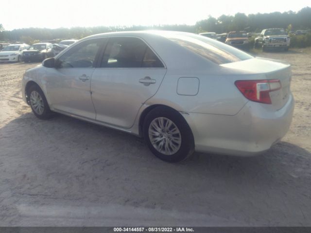 Photo 2 VIN: 4T4BF1FKXCR212117 - TOYOTA CAMRY 