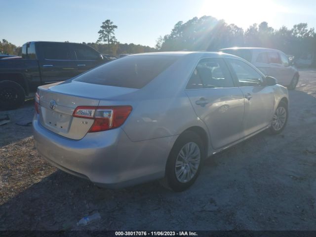 Photo 3 VIN: 4T4BF1FKXCR212117 - TOYOTA CAMRY 