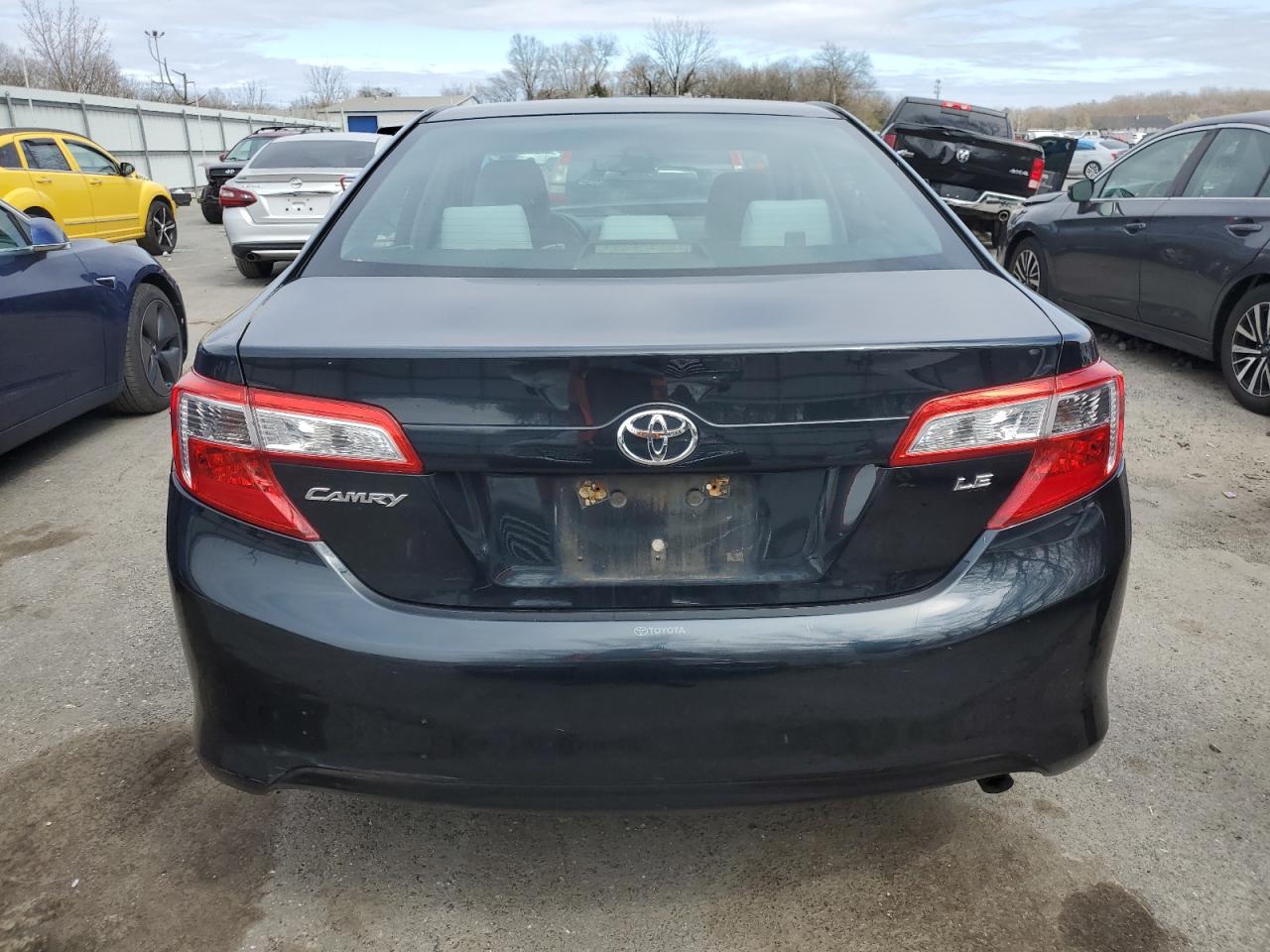 Photo 5 VIN: 4T4BF1FKXCR230777 - TOYOTA CAMRY 