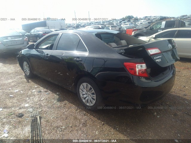 Photo 2 VIN: 4T4BF1FKXCR252911 - TOYOTA CAMRY 