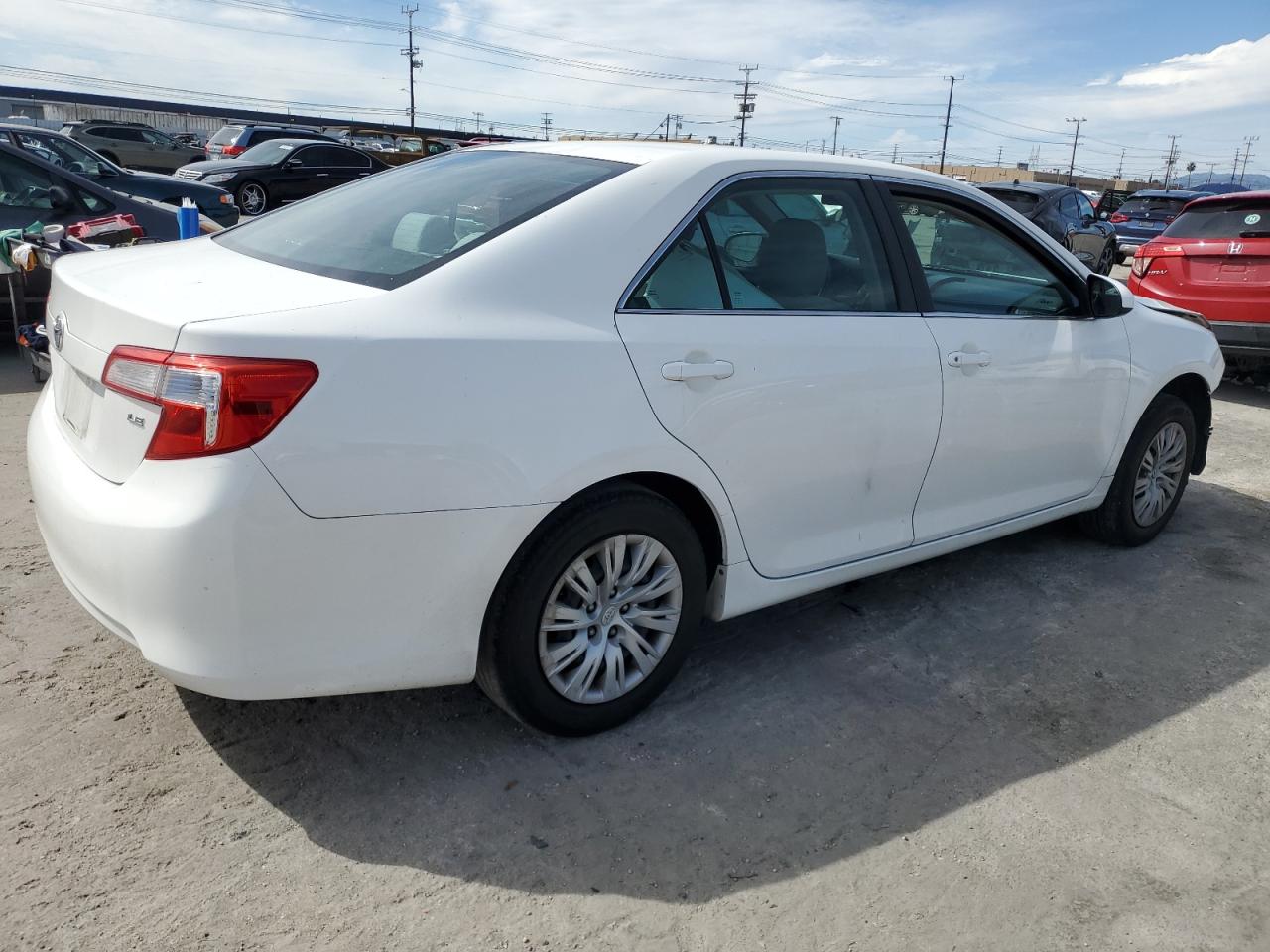 Photo 2 VIN: 4T4BF1FKXCR264993 - TOYOTA CAMRY 