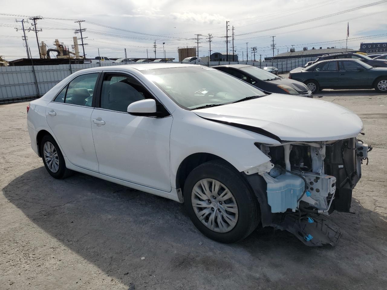 Photo 3 VIN: 4T4BF1FKXCR264993 - TOYOTA CAMRY 