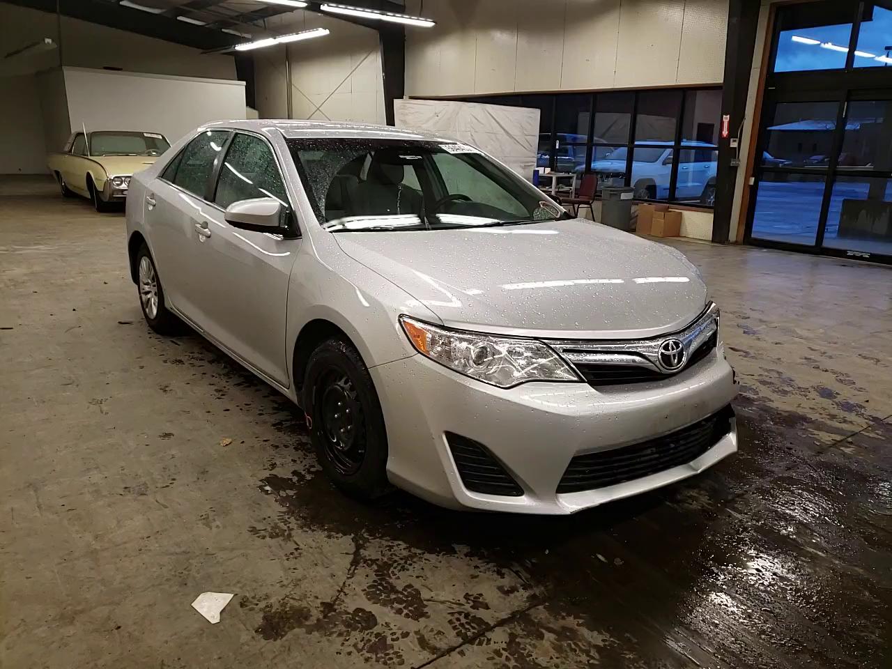 Photo 10 VIN: 4T4BF1FKXDR275932 - TOYOTA CAMRY L 