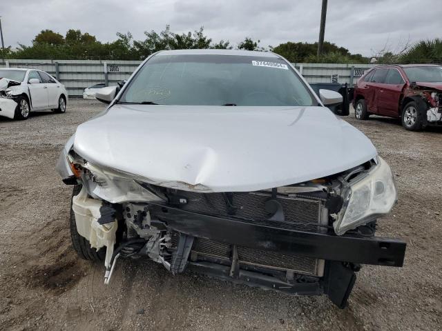 Photo 4 VIN: 4T4BF1FKXDR279303 - TOYOTA CAMRY 