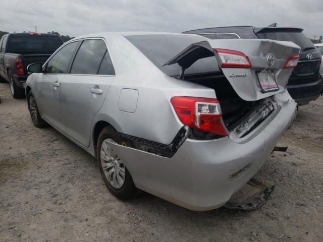 Photo 2 VIN: 4T4BF1FKXDR281794 - TOYOTA CAMRY L 