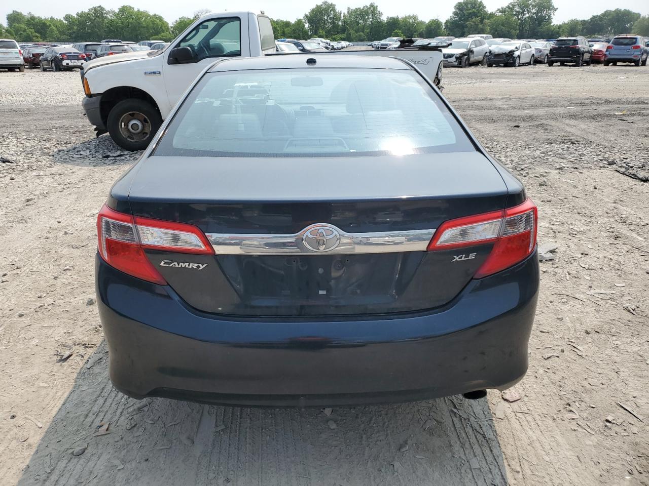 Photo 5 VIN: 4T4BF1FKXDR291077 - TOYOTA CAMRY 