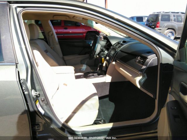 Photo 4 VIN: 4T4BF1FKXDR293010 - TOYOTA CAMRY 