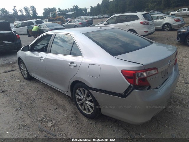 Photo 2 VIN: 4T4BF1FKXDR311604 - TOYOTA CAMRY 