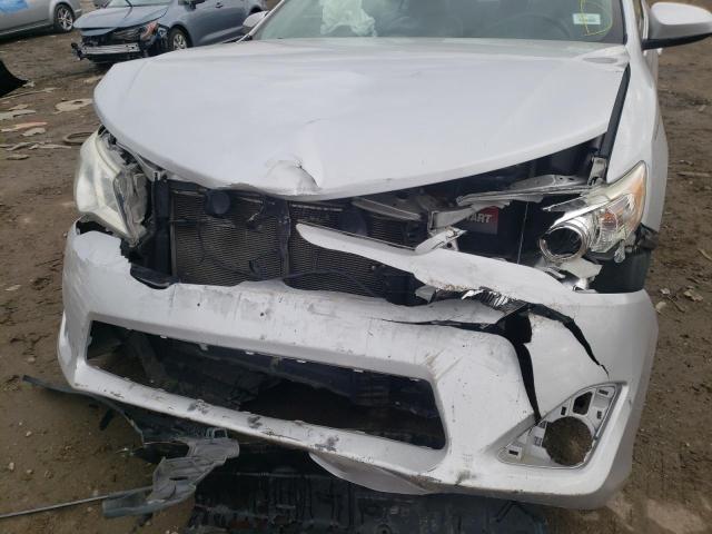 Photo 8 VIN: 4T4BF1FKXDR327656 - TOYOTA CAMRY L 