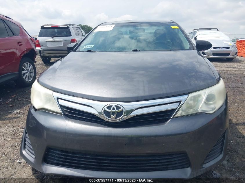 Photo 11 VIN: 4T4BF1FKXDR334123 - TOYOTA CAMRY 