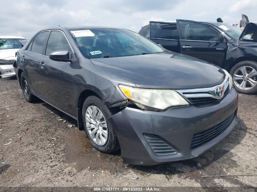 Photo 5 VIN: 4T4BF1FKXDR334123 - TOYOTA CAMRY 