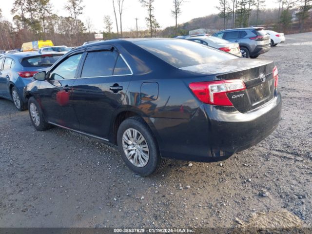 Photo 2 VIN: 4T4BF1FKXDR336552 - TOYOTA CAMRY 