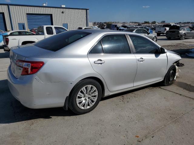 Photo 2 VIN: 4T4BF1FKXER430013 - TOYOTA CAMRY L 