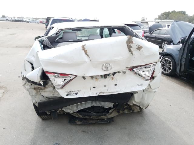 Photo 8 VIN: 4T4BF1FKXGR533600 - TOYOTA CAMRY LE 