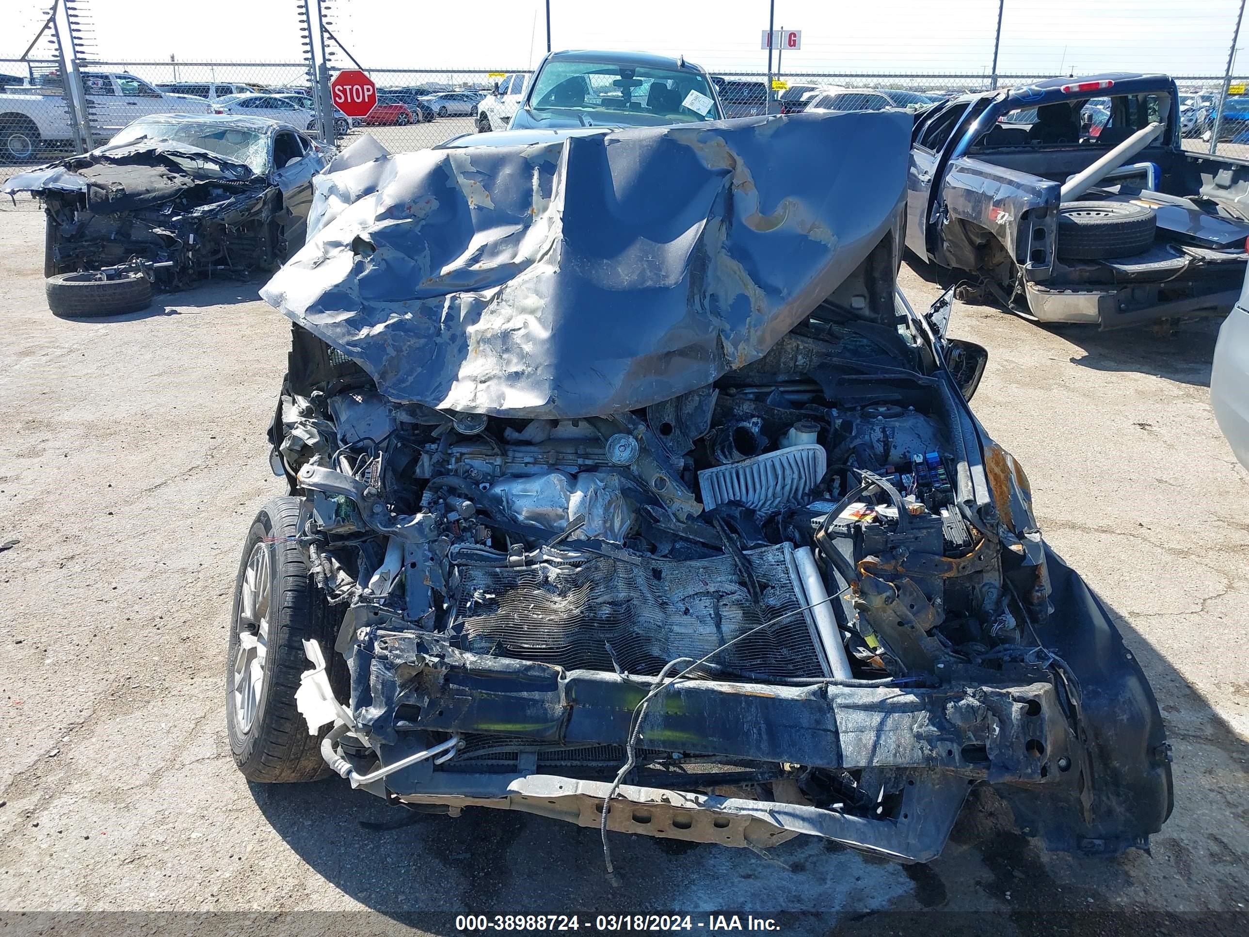 Photo 11 VIN: 4T4BF1FKXGR538585 - TOYOTA CAMRY 