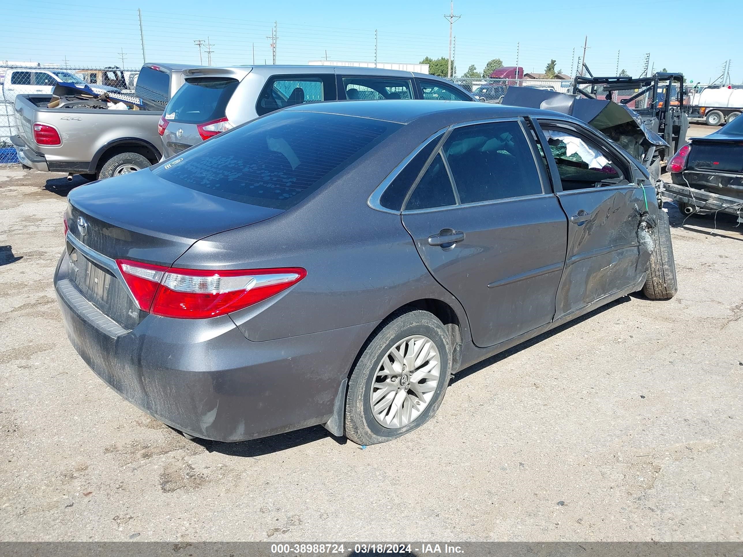 Photo 3 VIN: 4T4BF1FKXGR538585 - TOYOTA CAMRY 