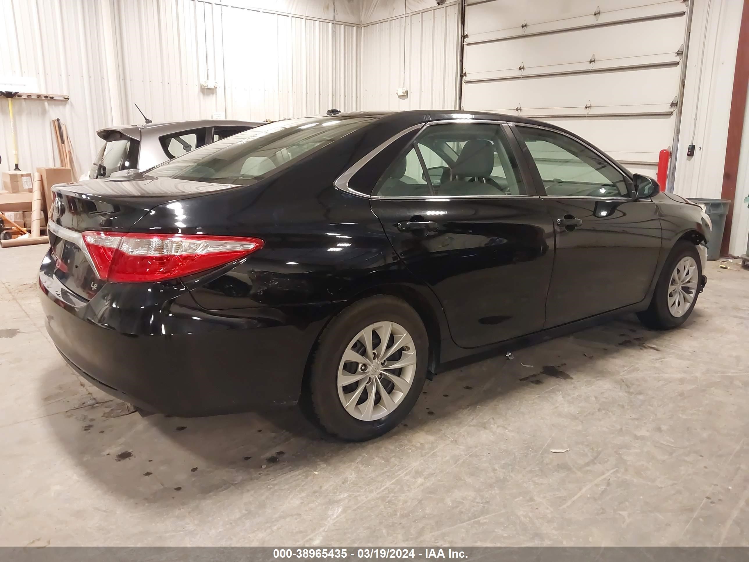 Photo 3 VIN: 4T4BF1FKXGR543396 - TOYOTA CAMRY 