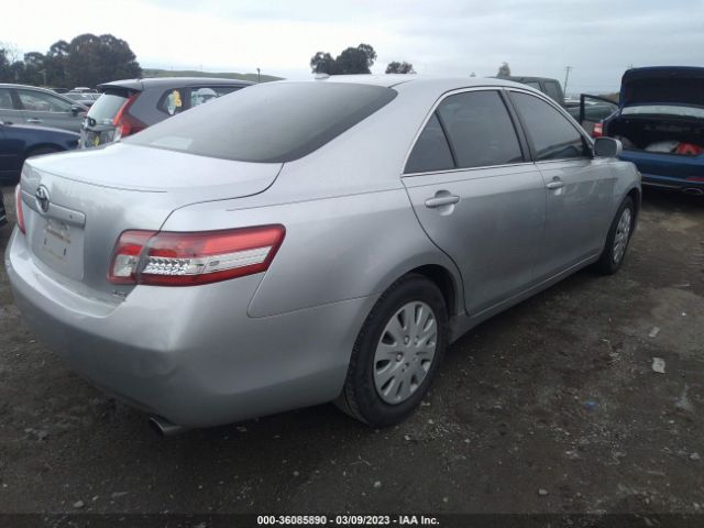 Photo 3 VIN: 4T4BF3EK0AR028864 - TOYOTA CAMRY 