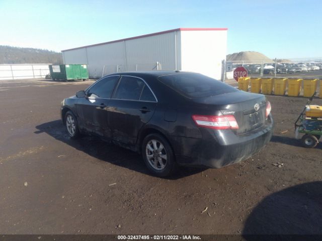 Photo 2 VIN: 4T4BF3EK0AR051948 - TOYOTA CAMRY 