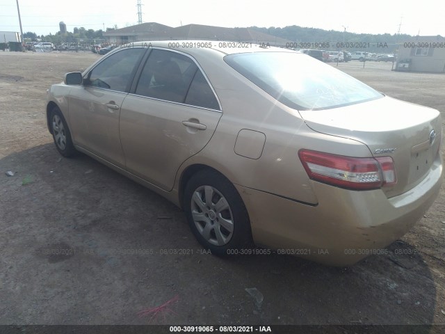 Photo 2 VIN: 4T4BF3EK0AR085145 - TOYOTA CAMRY 