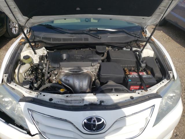 Photo 6 VIN: 4T4BF3EK0AR086604 - TOYOTA CAMRY BASE 