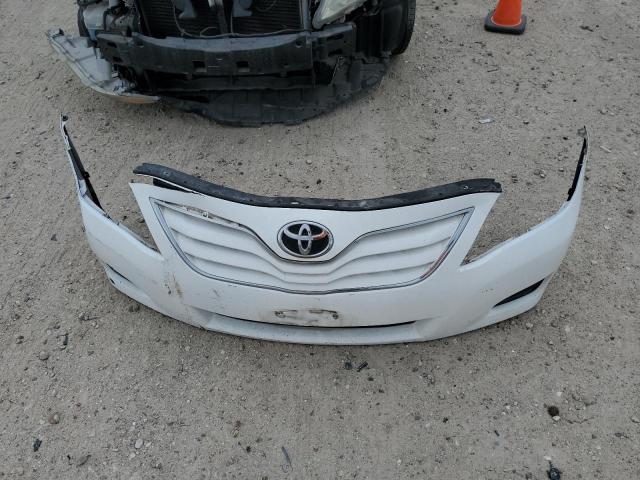 Photo 11 VIN: 4T4BF3EK0BR090864 - TOYOTA CAMRY BASE 