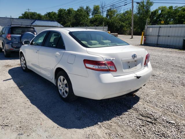 Photo 2 VIN: 4T4BF3EK0BR105962 - TOYOTA CAMRY BASE 