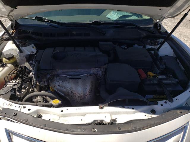 Photo 6 VIN: 4T4BF3EK0BR105962 - TOYOTA CAMRY BASE 