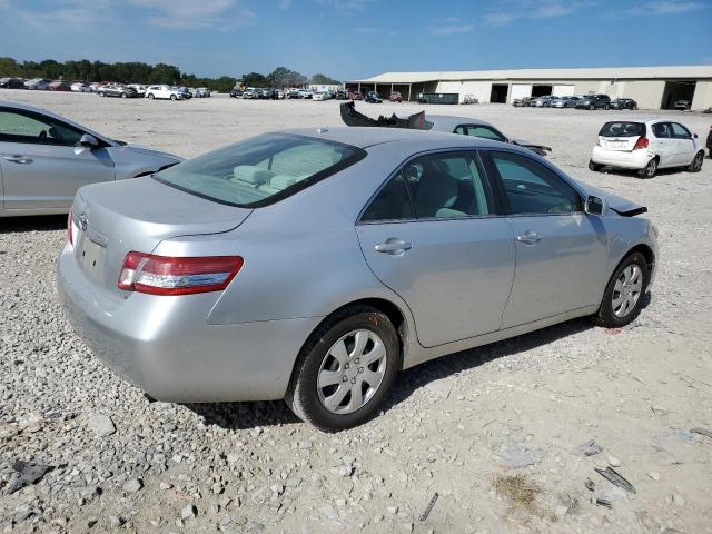 Photo 2 VIN: 4T4BF3EK0BR132188 - TOYOTA CAMRY BASE 